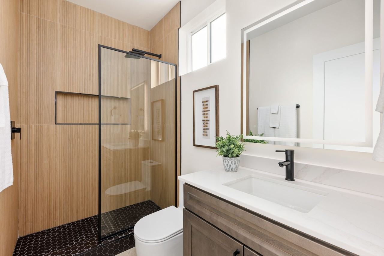 3348 Lockwood Dr - Photo 5 of 8