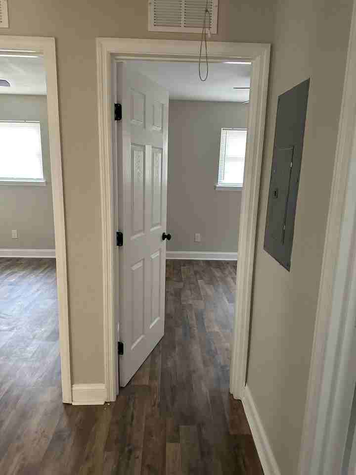 1537 N Avalon triplex - Photo 7 of 8