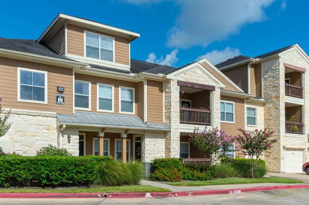 Oak Park Trails - Photo 3 of 50