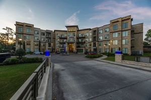 featured image of 770 N Eldridge Pkwy