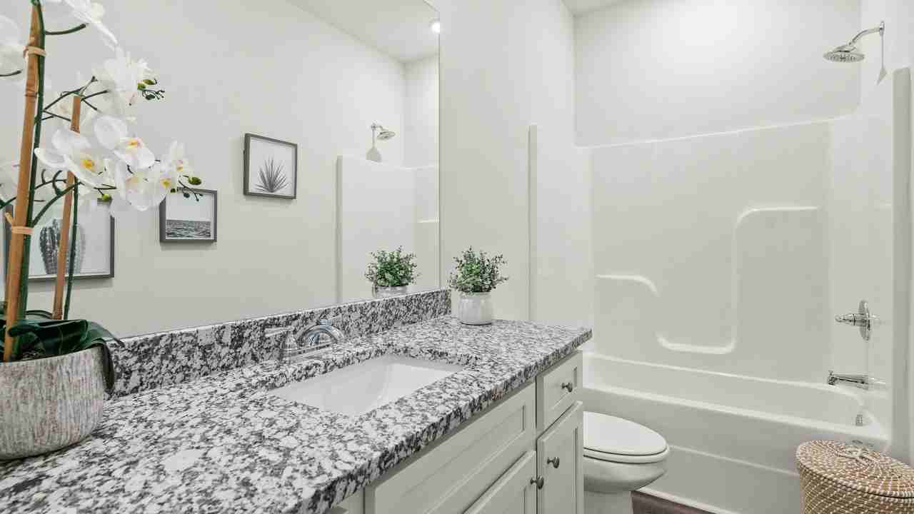 1040 Summerfield St Nw - Photo 4 of 39