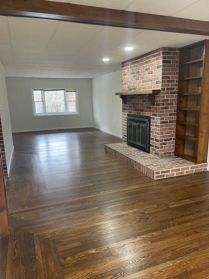 729 Grand Ave - Photo 5 of 15