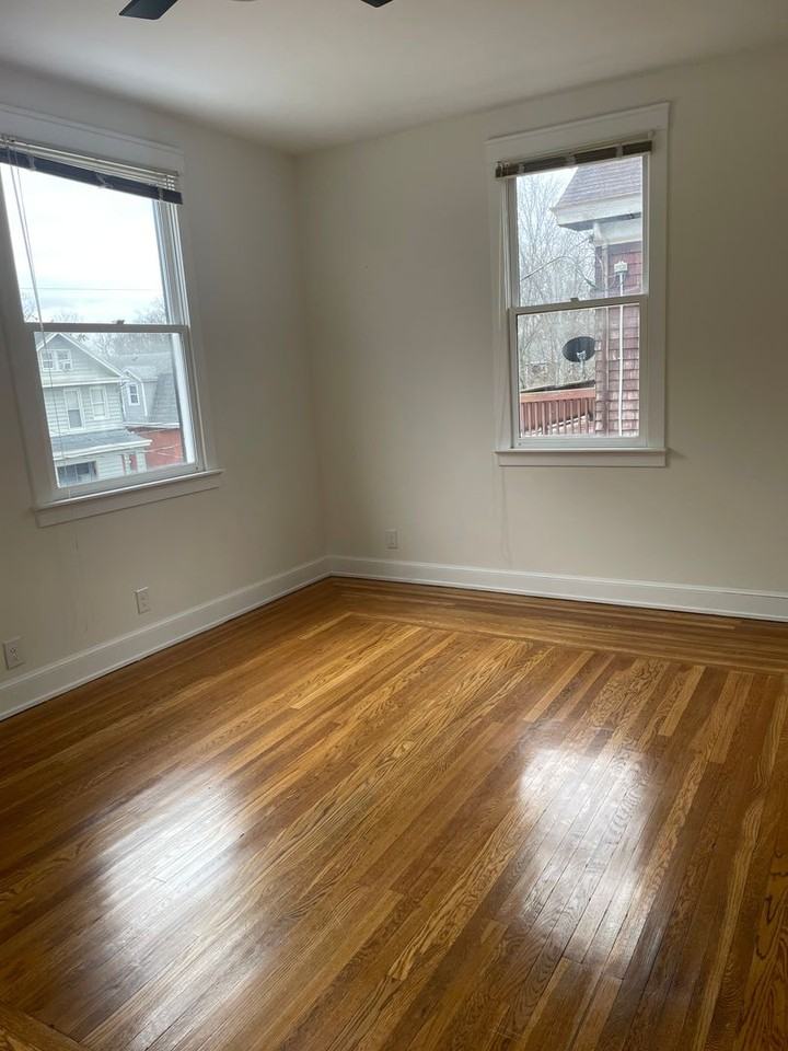729 Grand Ave - Photo 7 of 15
