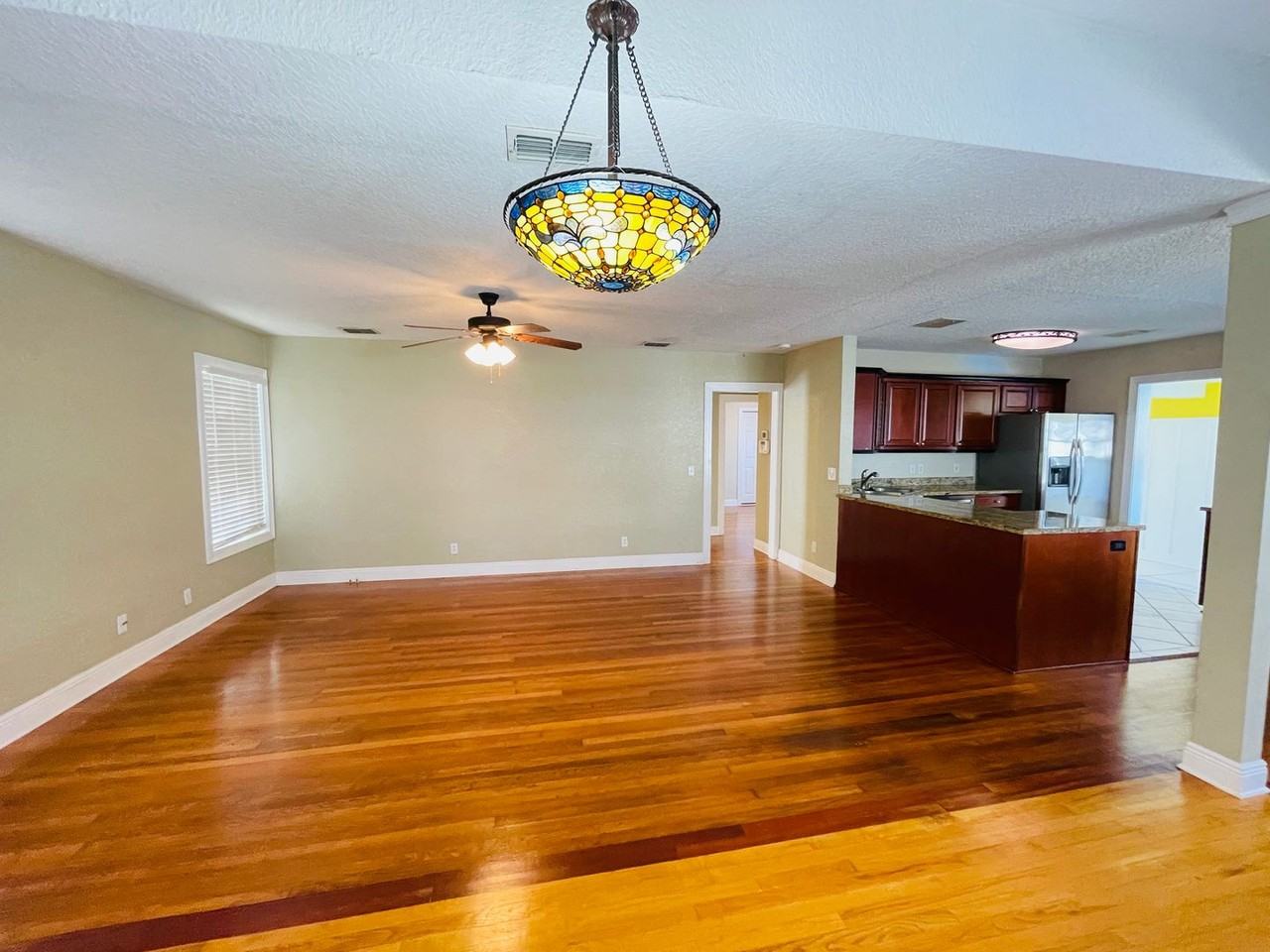 1332 W Princeton St - Photo 4 of 36