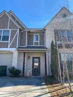 featured image of 2033 Stephanie Ct