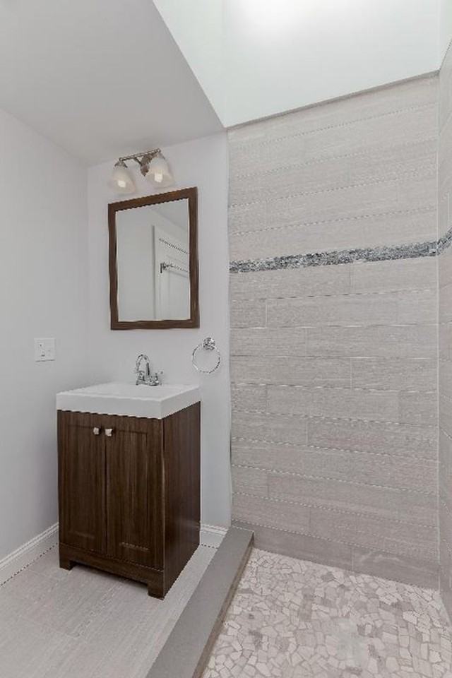 990 Tremont St - Photo 5 of 7