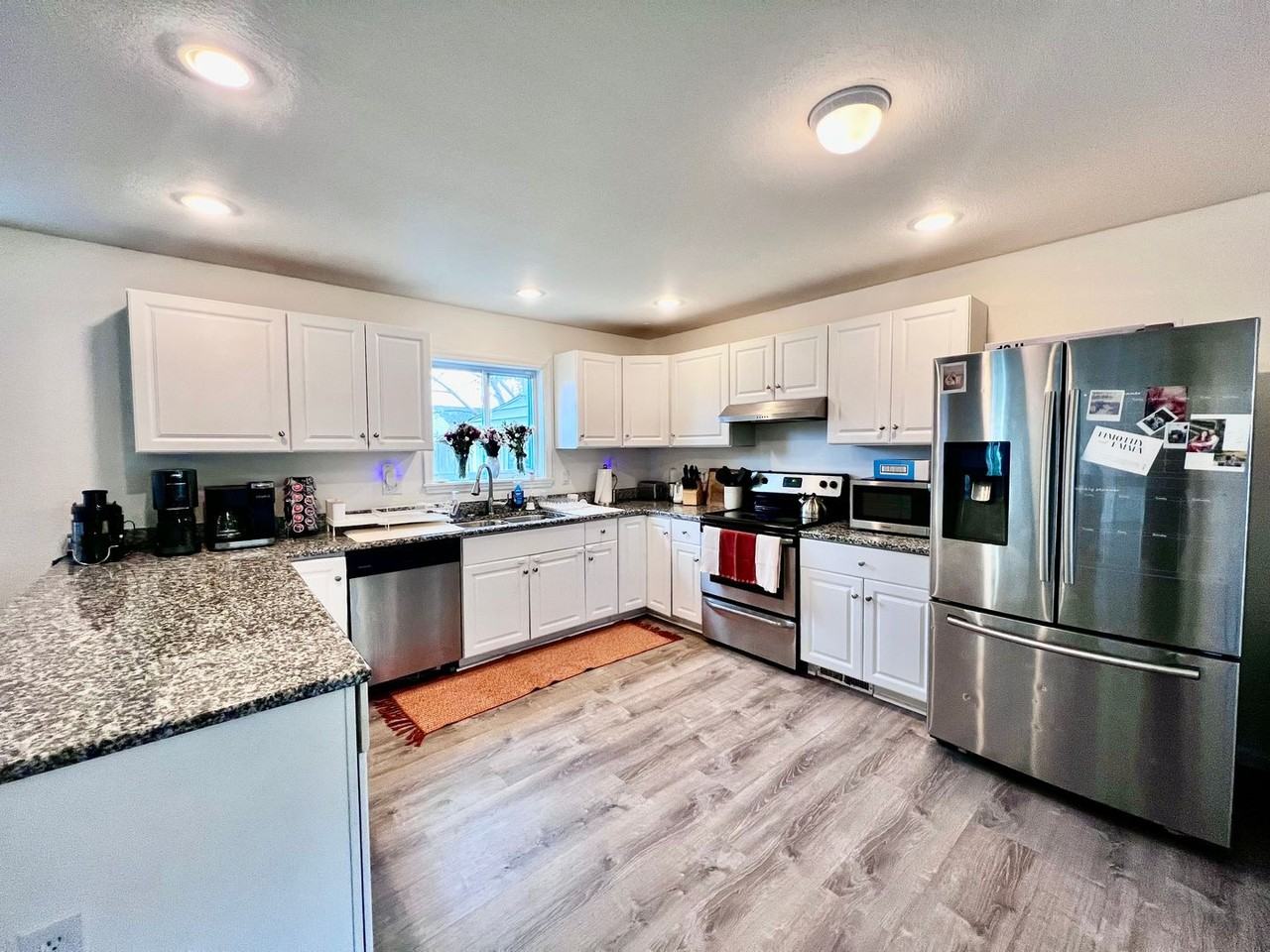 5373 Hanyen Dr - Photo 3 of 32