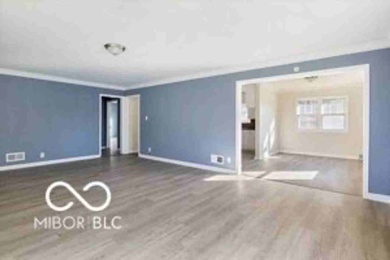 217 Mason St - Photo 3 of 12