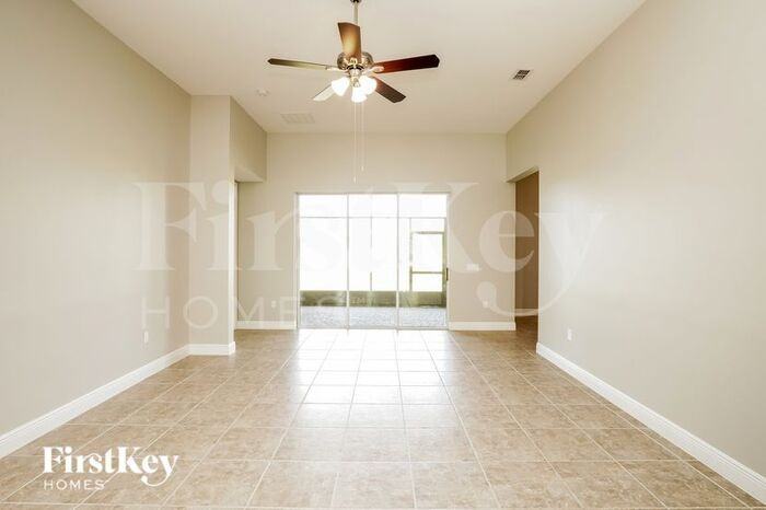 3714 Paradiso Cir - Photo 3 of 15