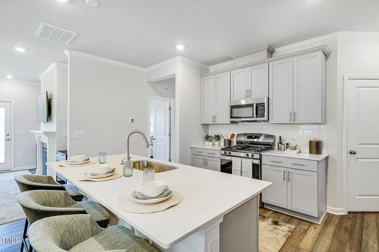 131 S Finley Lndg Pkwy #NA - Photo 3 of 15