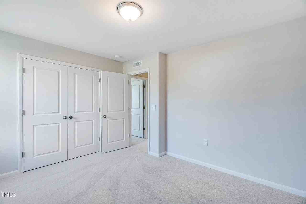 131 S Finley Lndg Pkwy #NA - Photo 5 of 15