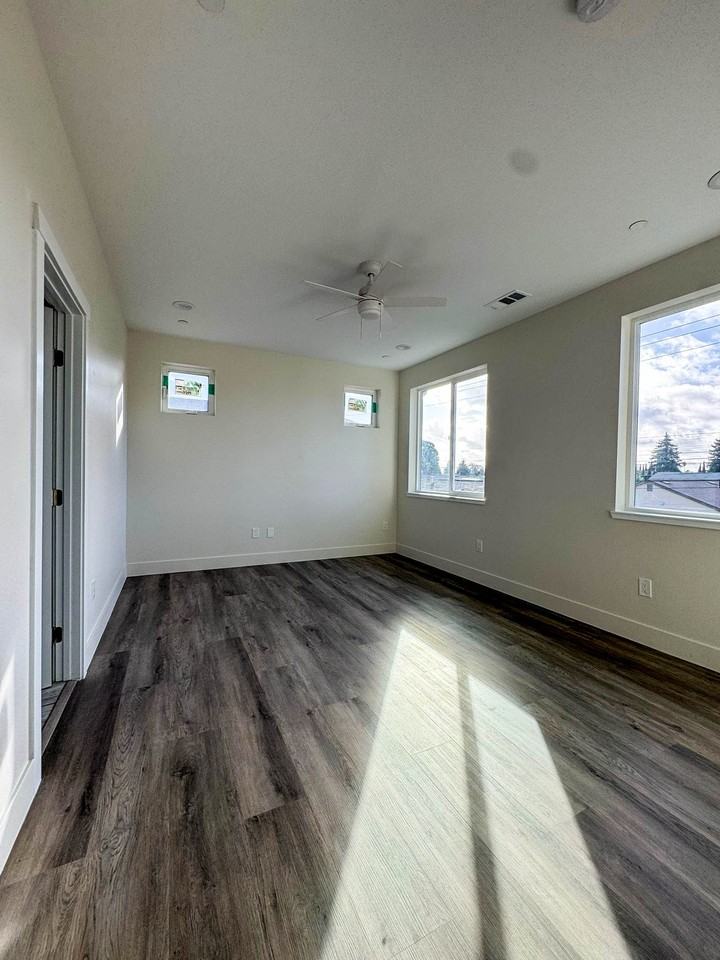 578 Marin Ave #NA - Photo 5 of 9