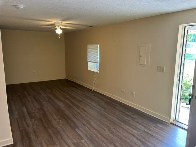 5520 Summit Ave #4 - Photo 2 of 9