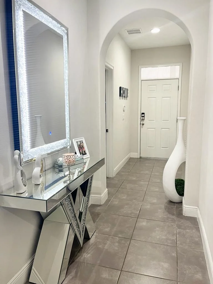 187 Brooke'S Pl #NA - Photo 4 of 15