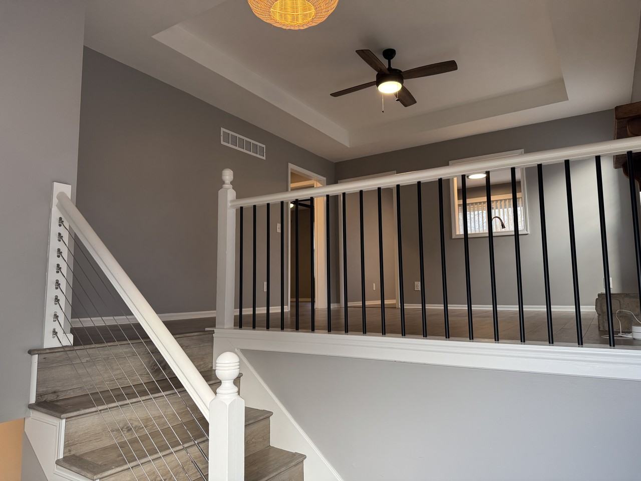 5215 Knox Ave #NA - Photo 2 of 16