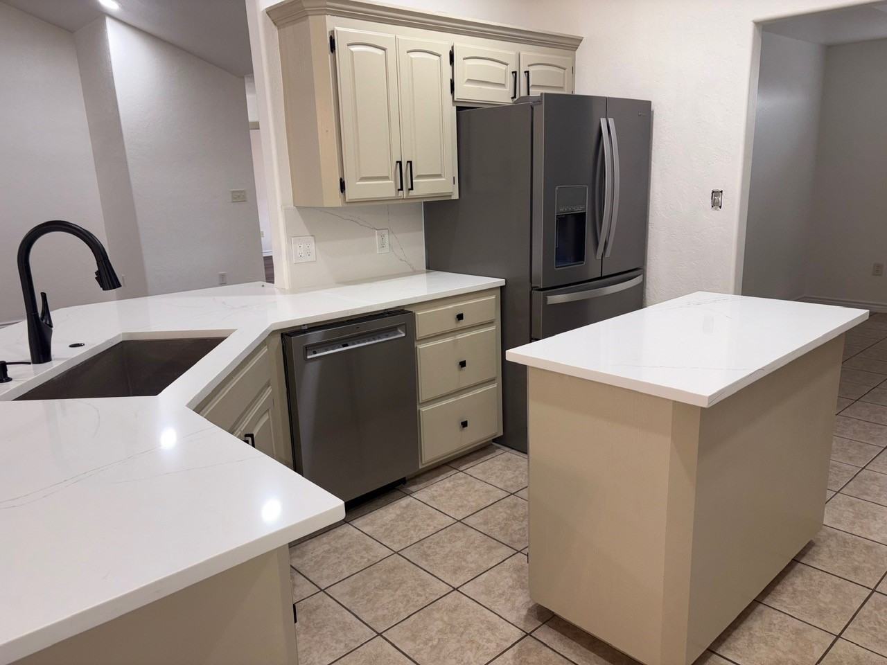 128 Nw Valleybrook Dr #NA - Photo 7 of 20