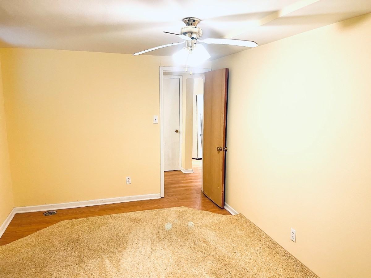 2716 E 76th St #G - Photo 3 of 5