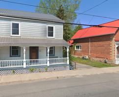 featured image of 424 St Lawrence St #424