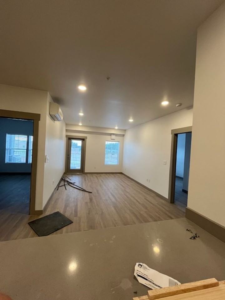 102 E Farwell Rd #219 - Photo 2 of 8