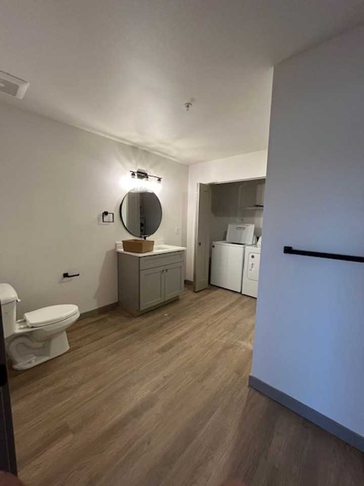 102 E Farwell Rd #219 - Photo 7 of 7