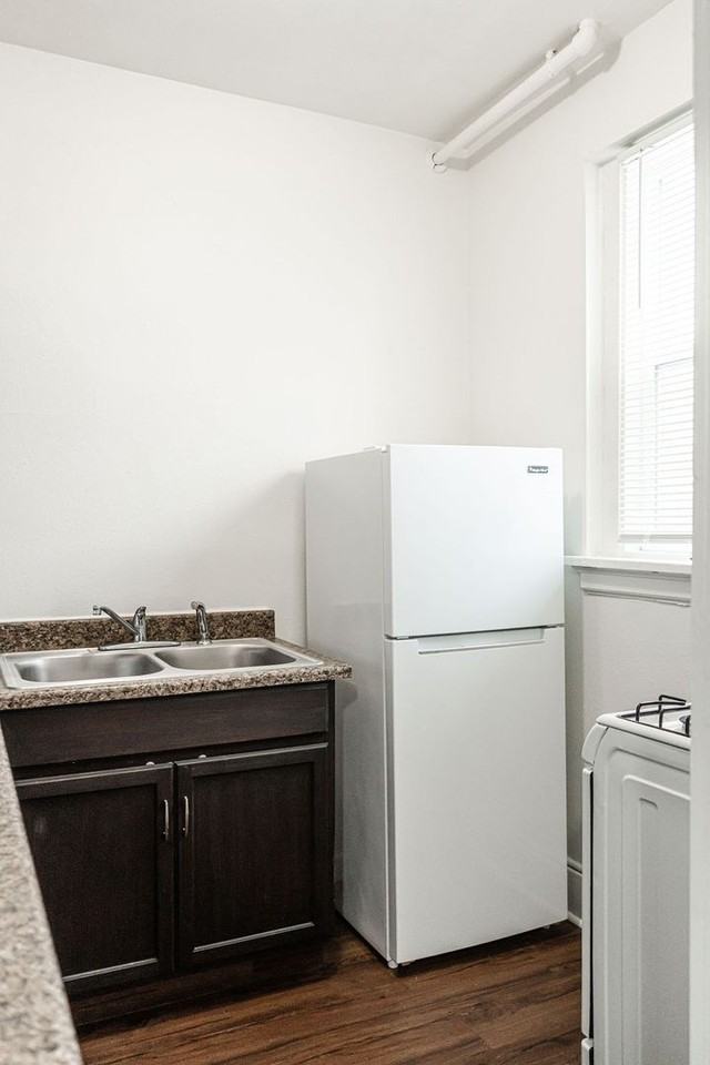 Lexington apartments - Photo 7 of 19