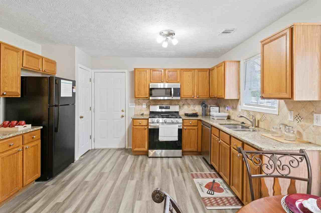 1225 Huntington Place Cir - Photo 5 of 19