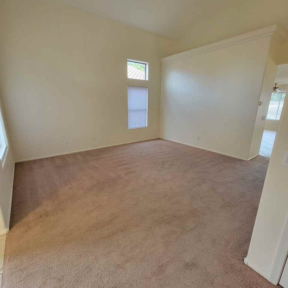 10962 W Sheridan St - Photo 2 of 26