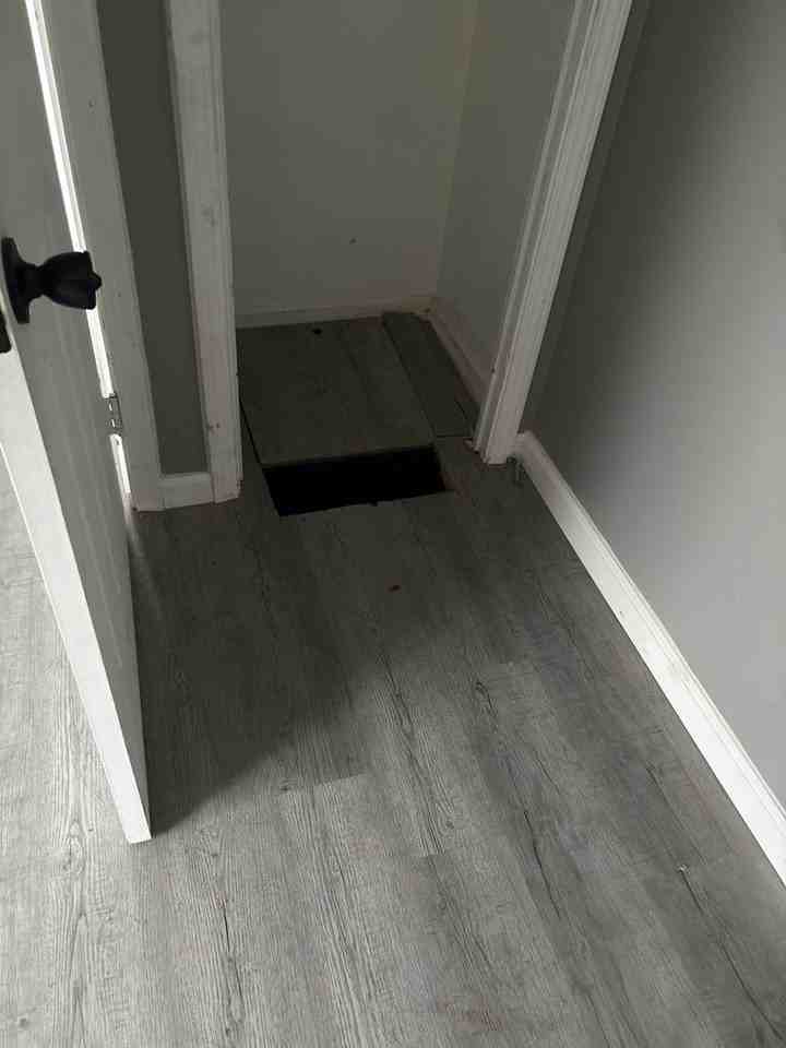 427 Elgin Ave Nw - Photo 2 of 9