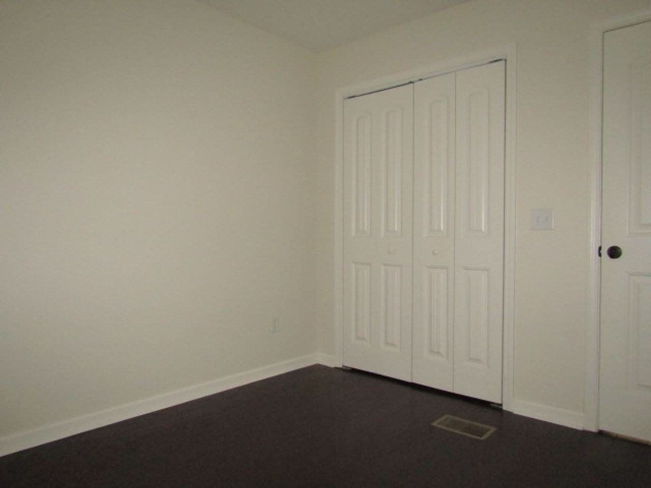 7218 Quail Hollow Dr - Photo 3 of 8