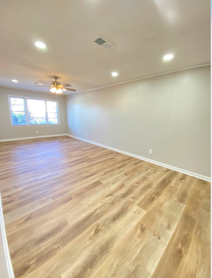 824 Gentry Dr - Photo 4 of 9