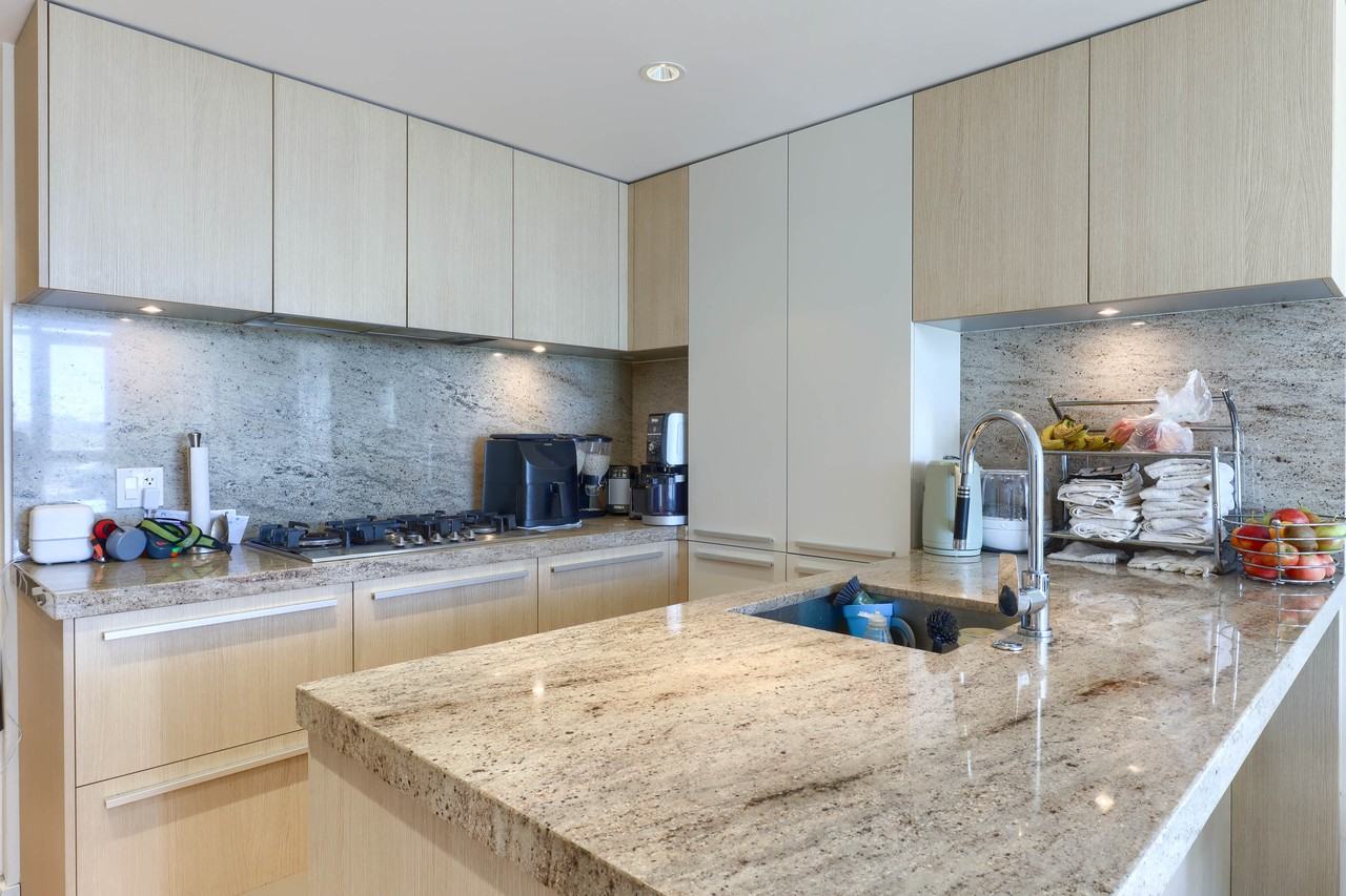 1351 Continental Street - Photo 3
