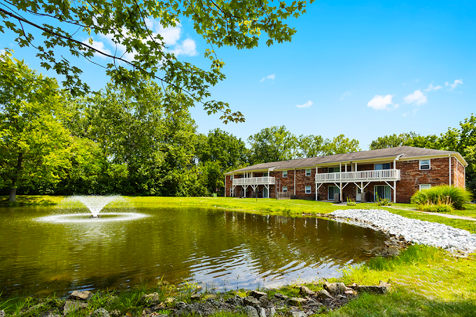 1325 W 75th Ct - Photo 5 of 14