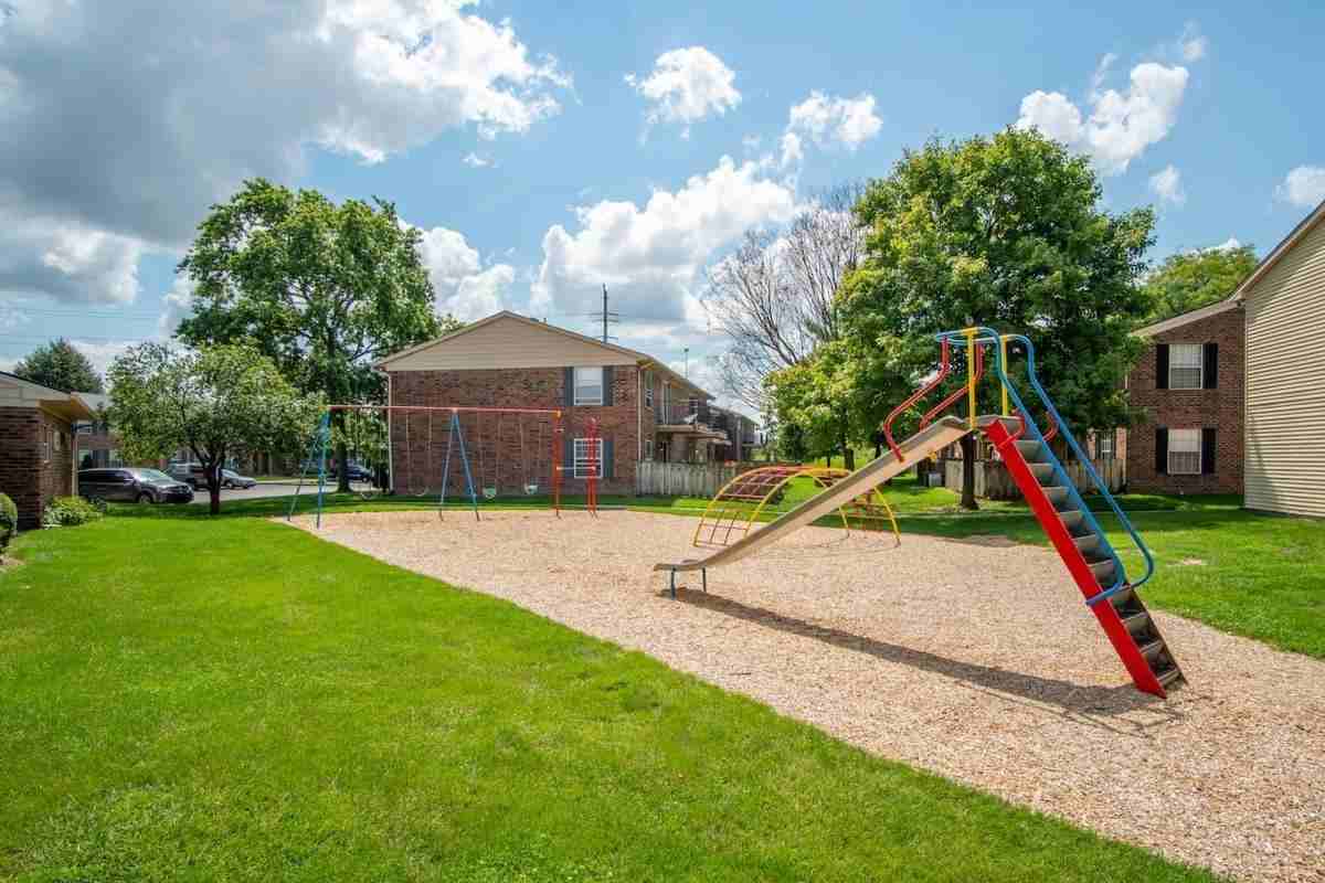5569 Ryewyck Ct