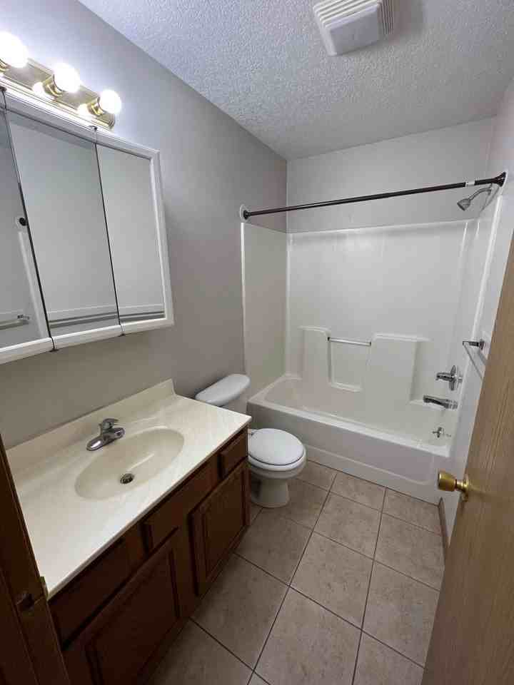 1105 Ratone St #3 - Photo 6 of 11