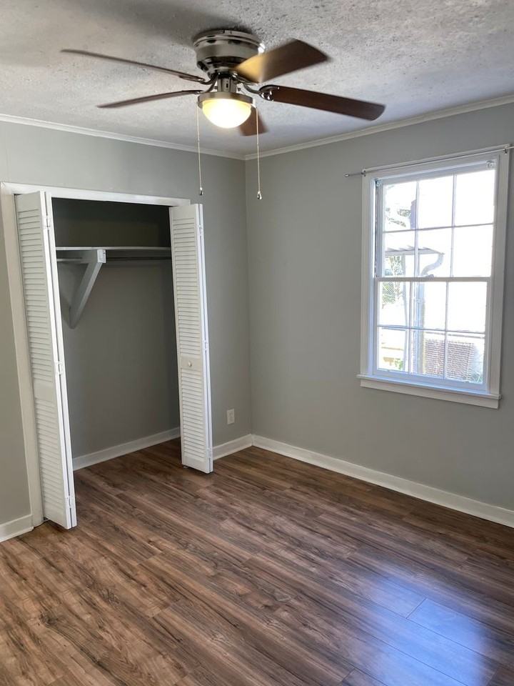 1305 Delesseps Ave - Photo 5 of 12
