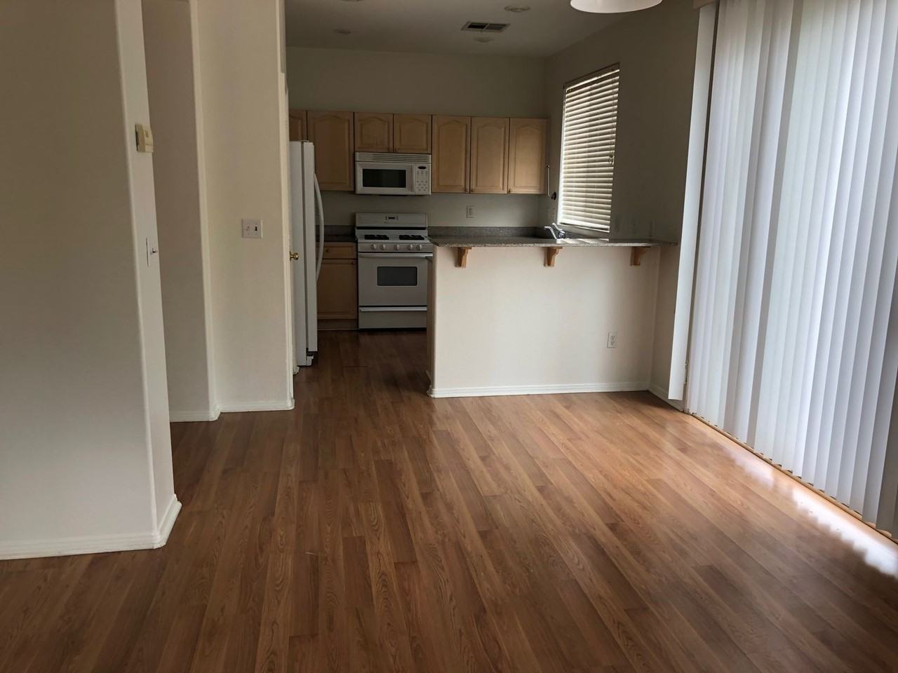 156 Duck Hollow Ave - Photo 4 of 20