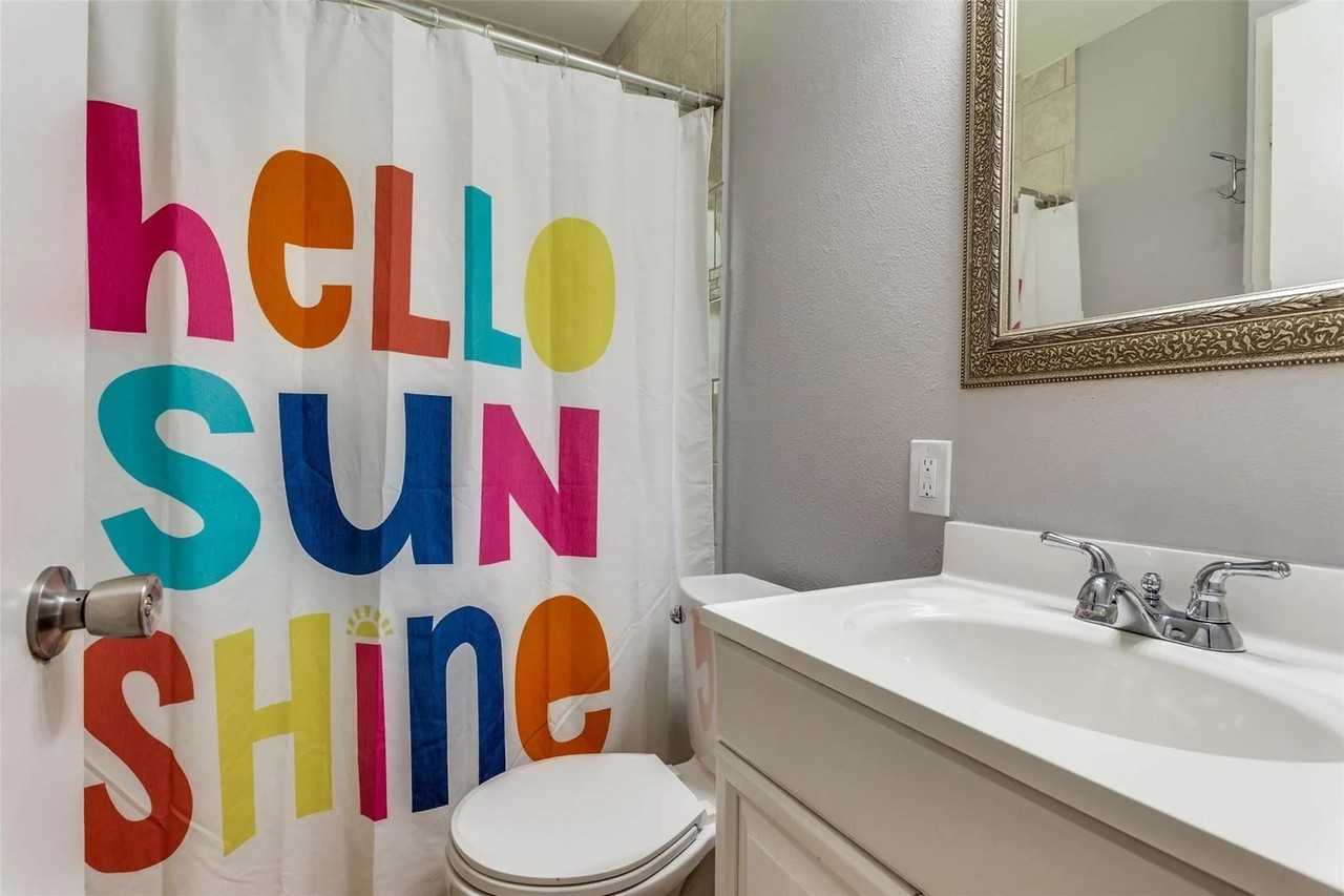 2217 Hackberry Dr - Photo 6 of 26