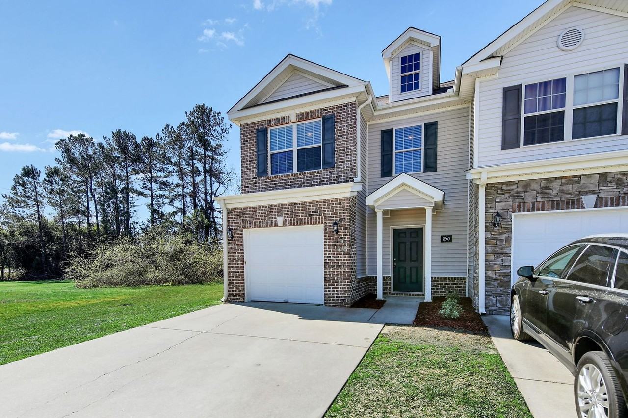 850 Canyon Oak Loop - Photo 3 of 44