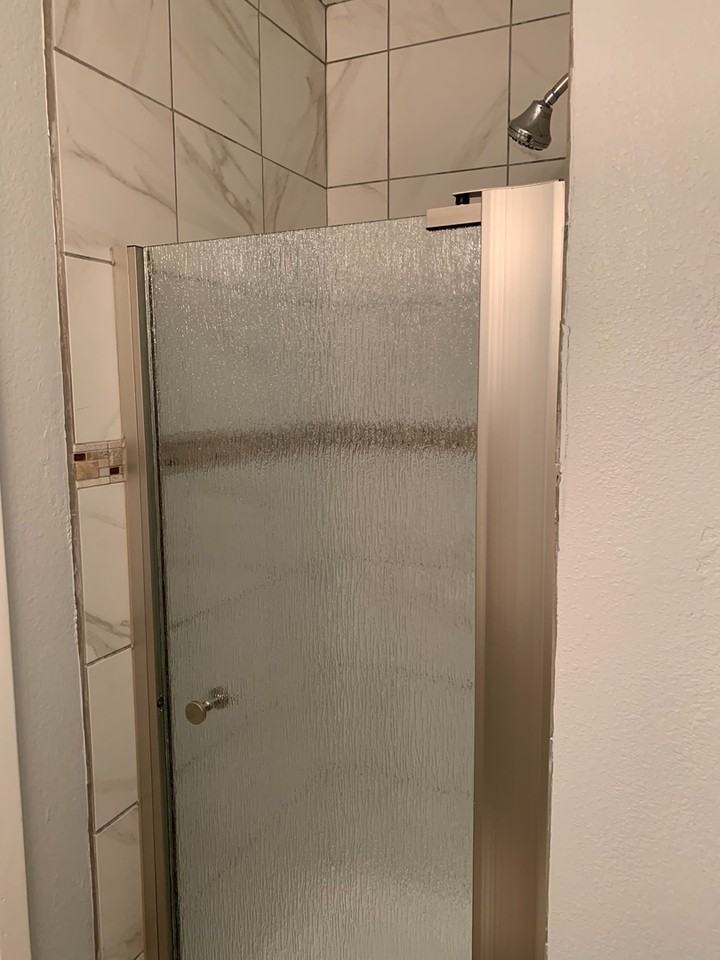 630 W Collins St - Photo 6 of 23