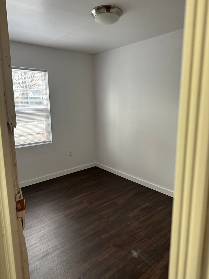610 Sherman Ave - Photo 5 of 7