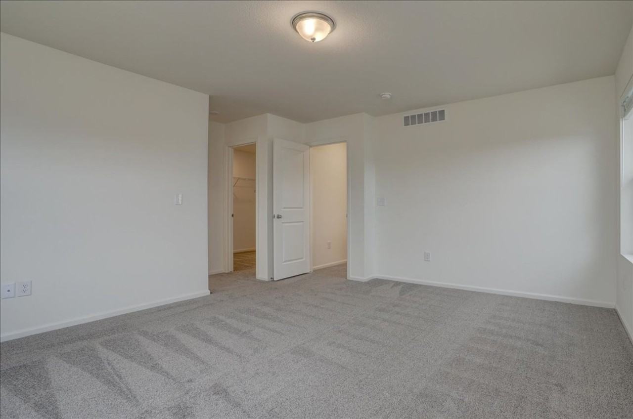 6171 N Malaya St - Photo 7 of 30