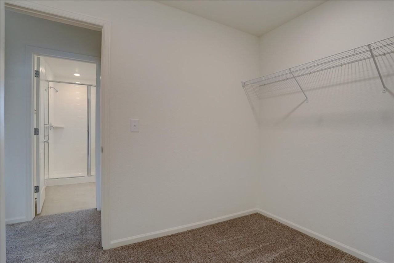 6171 N Malaya St - Photo 5 of 30