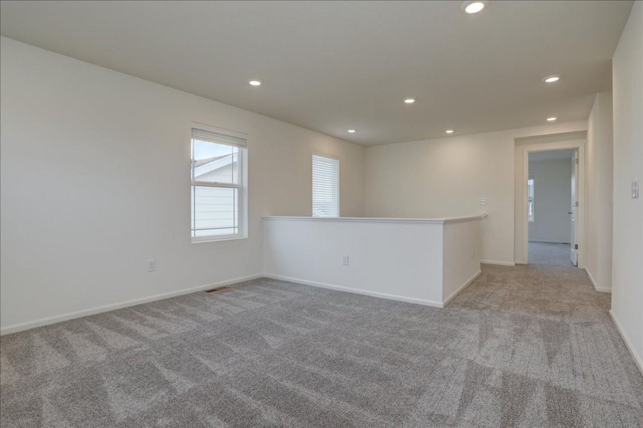 6171 N Malaya St - Photo 4 of 30
