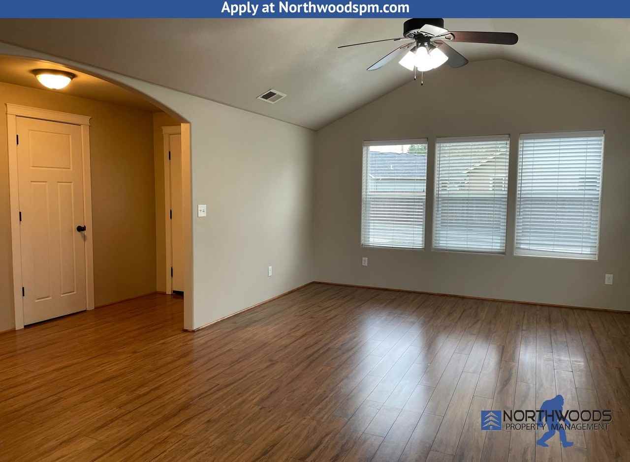 209 Reanna Way - Photo 2 of 20