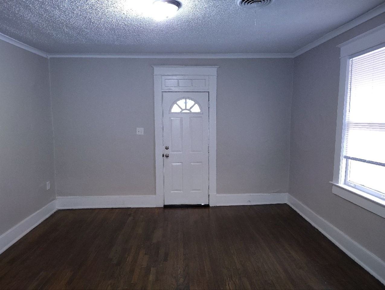 508 Josephine St - Photo 3 of 13