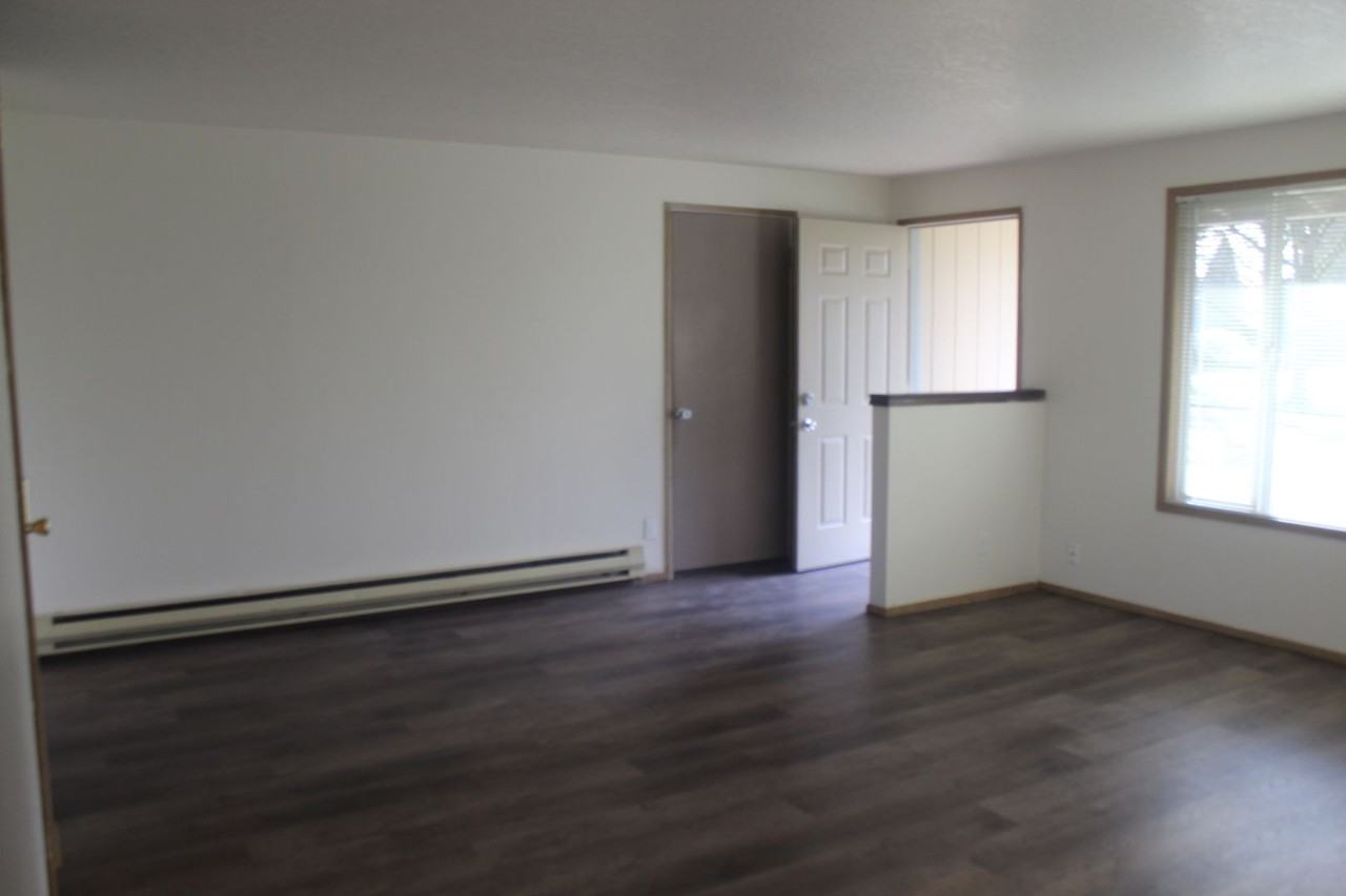 3233 Northeast Brogden Street - Photo 6 of 17