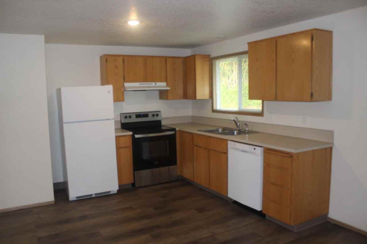 3233 Northeast Brogden Street - Photo 7 of 17