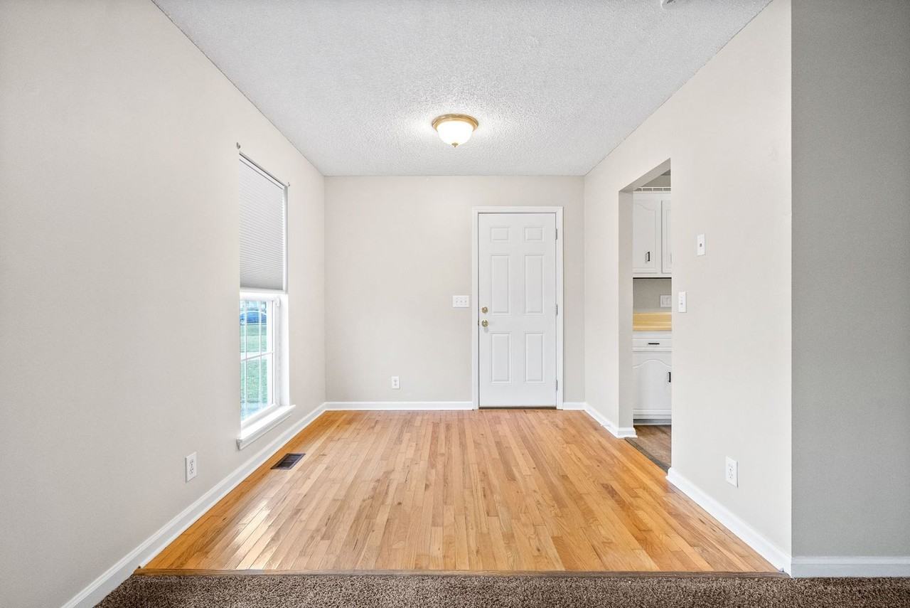 312 Hunter Owens Ct - Photo 7 of 23