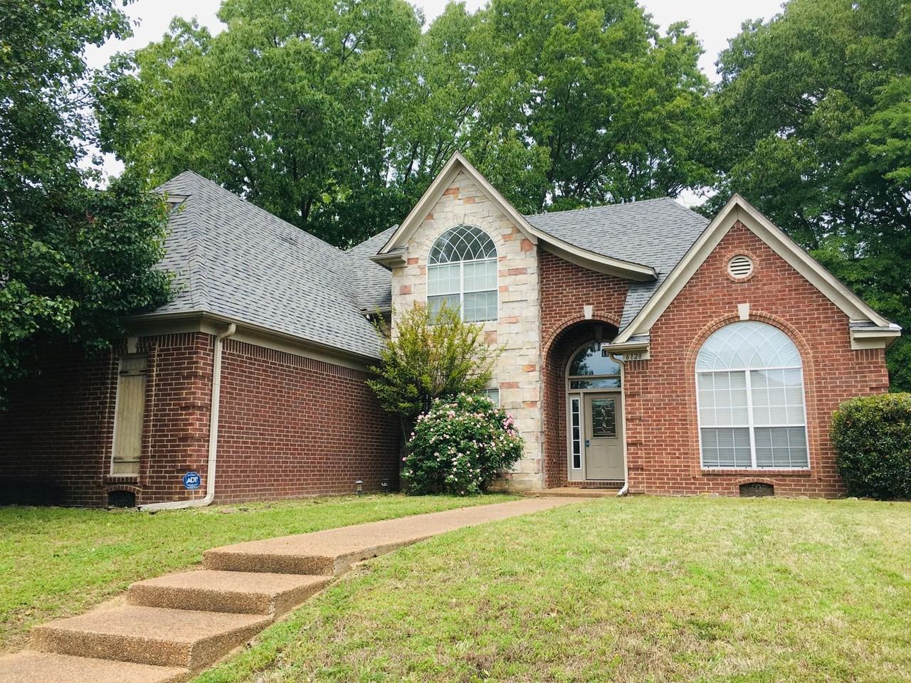 6128 Maggie Oaks Dr - Photo 3 of 27