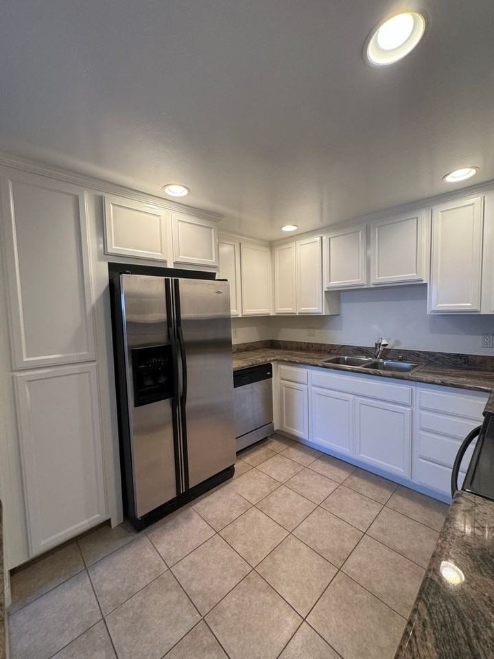 3993 Jewell St #5B - Photo 5 of 15